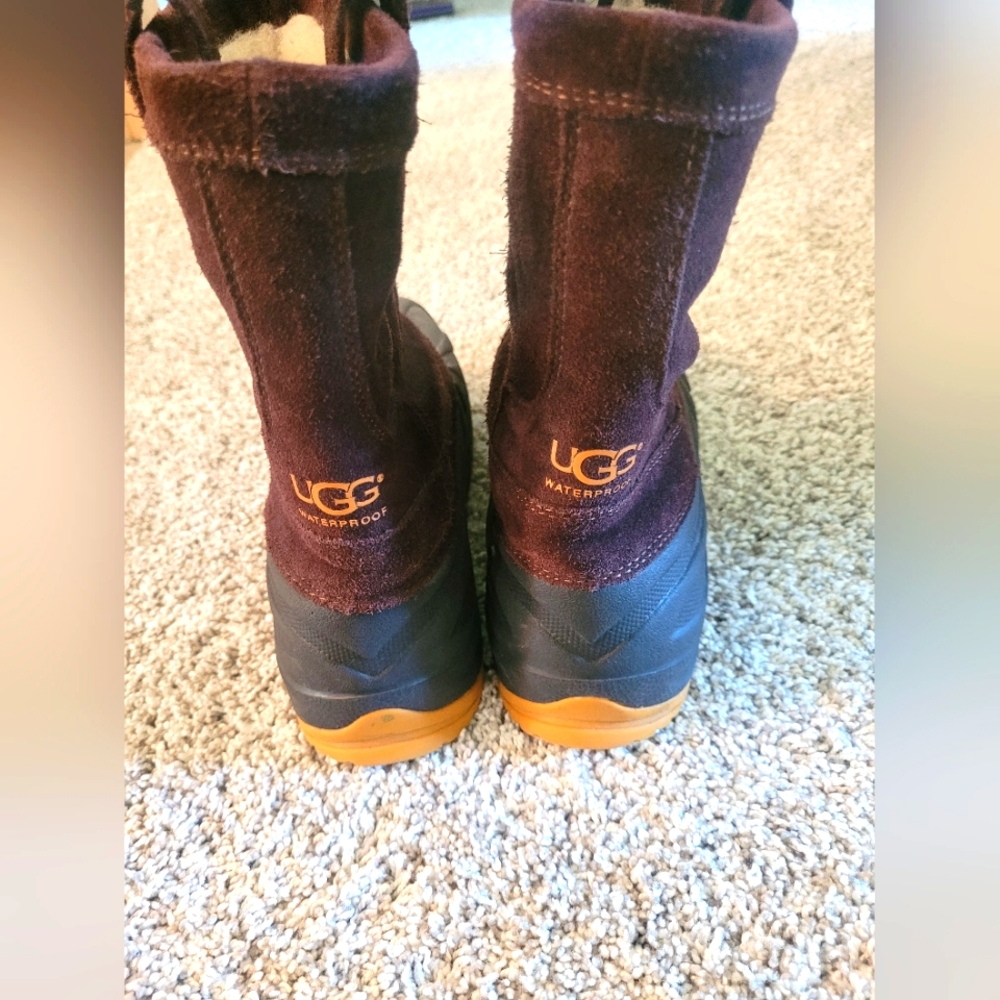 Ugg Everett Duck Suede Waterproof Boots sz 4